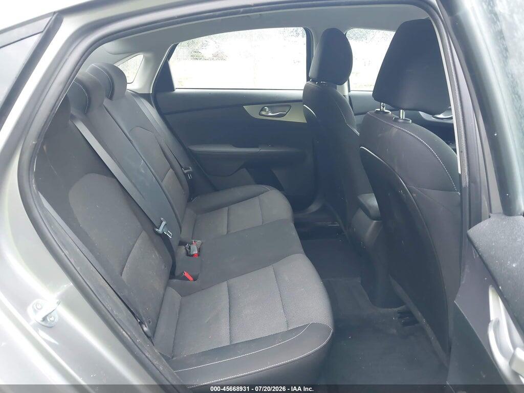 3KPF24AD6NE475308 2022 KIA FORTE photo no. 8