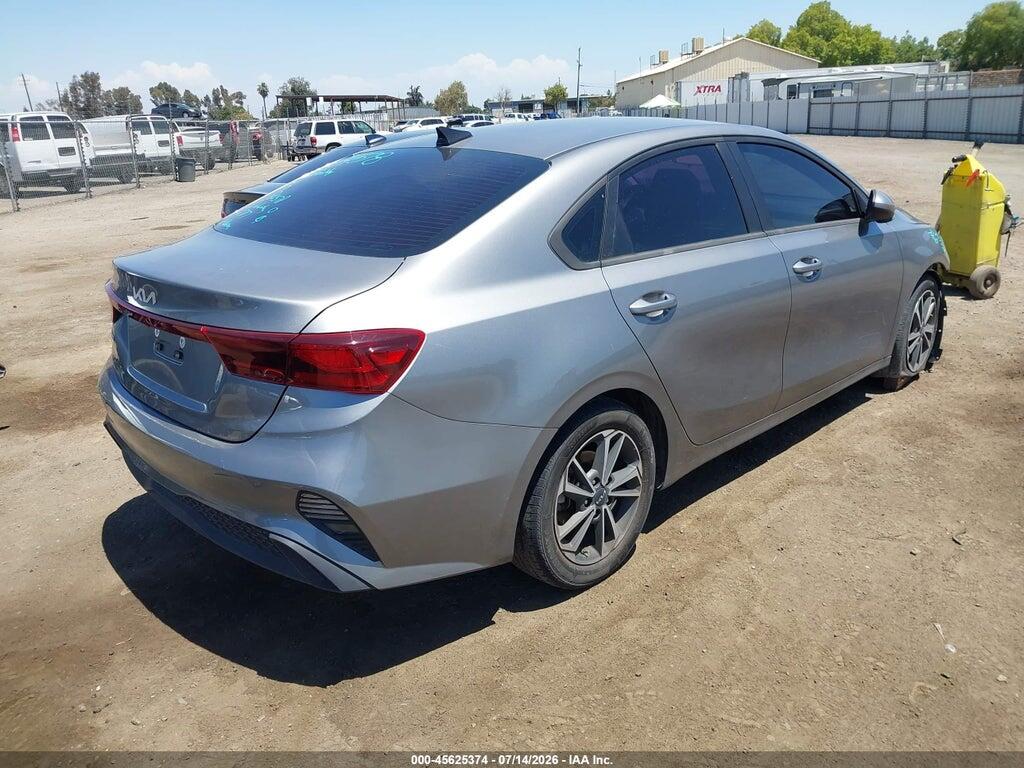 3KPF24AD1NE456150 2022 KIA FORTE photo no. 4