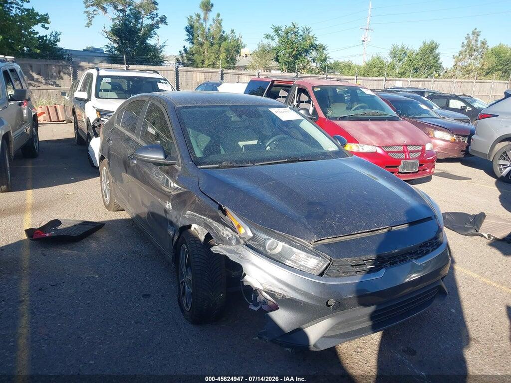 3KPF24AD9NE490692 2022 KIA FORTE photo no. 1