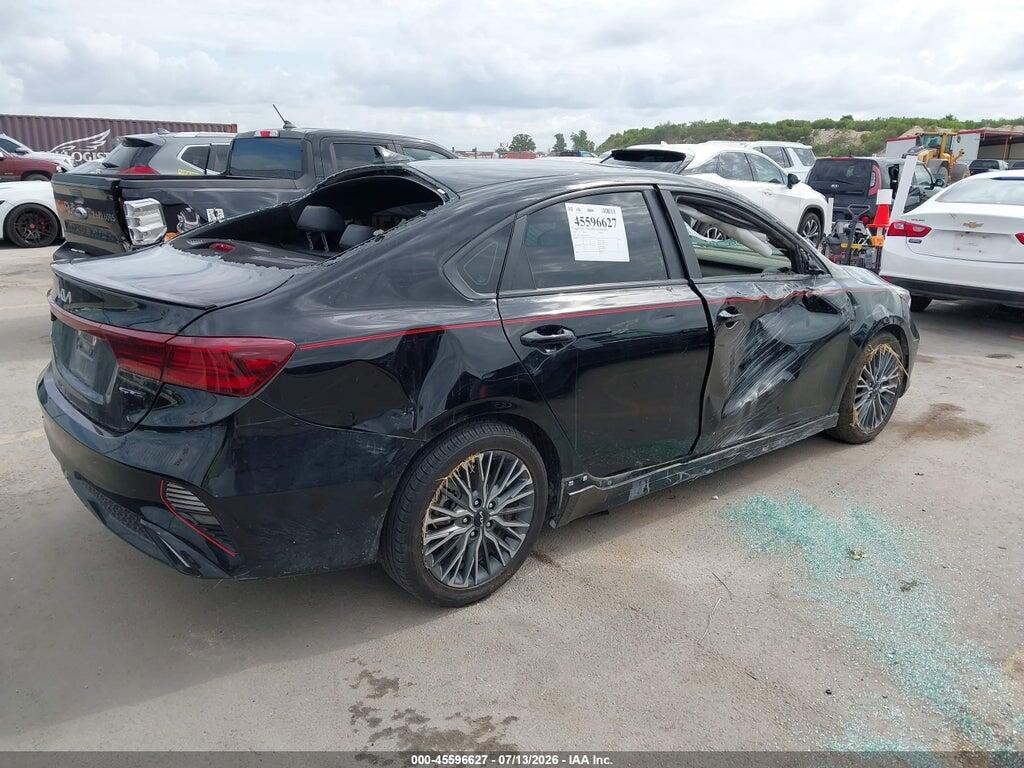 3KPF54AD5NE426544 2022 KIA FORTE photo no. 4