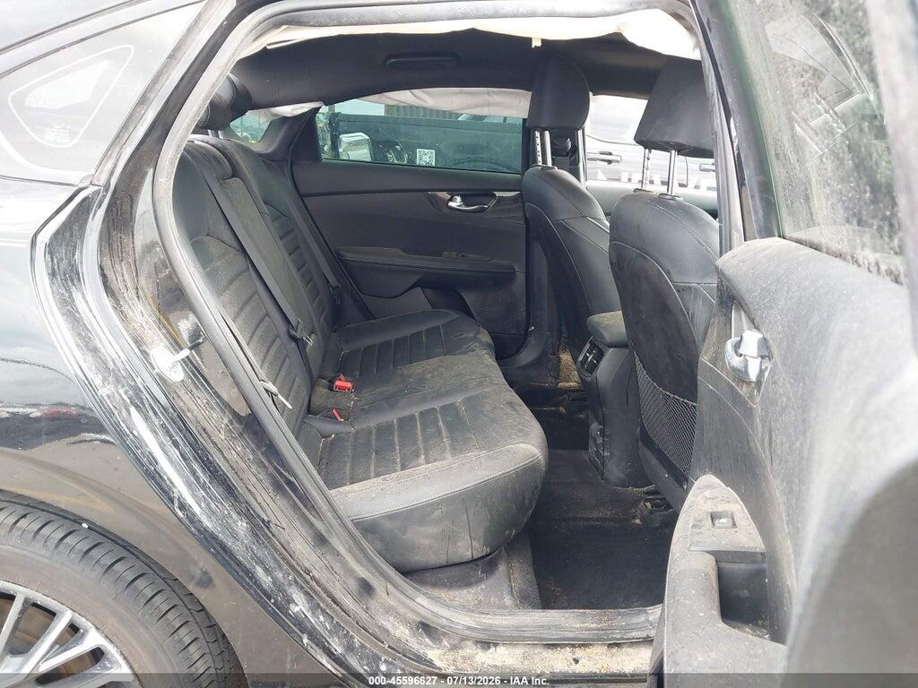 3KPF54AD5NE426544 2022 KIA FORTE photo no. 8