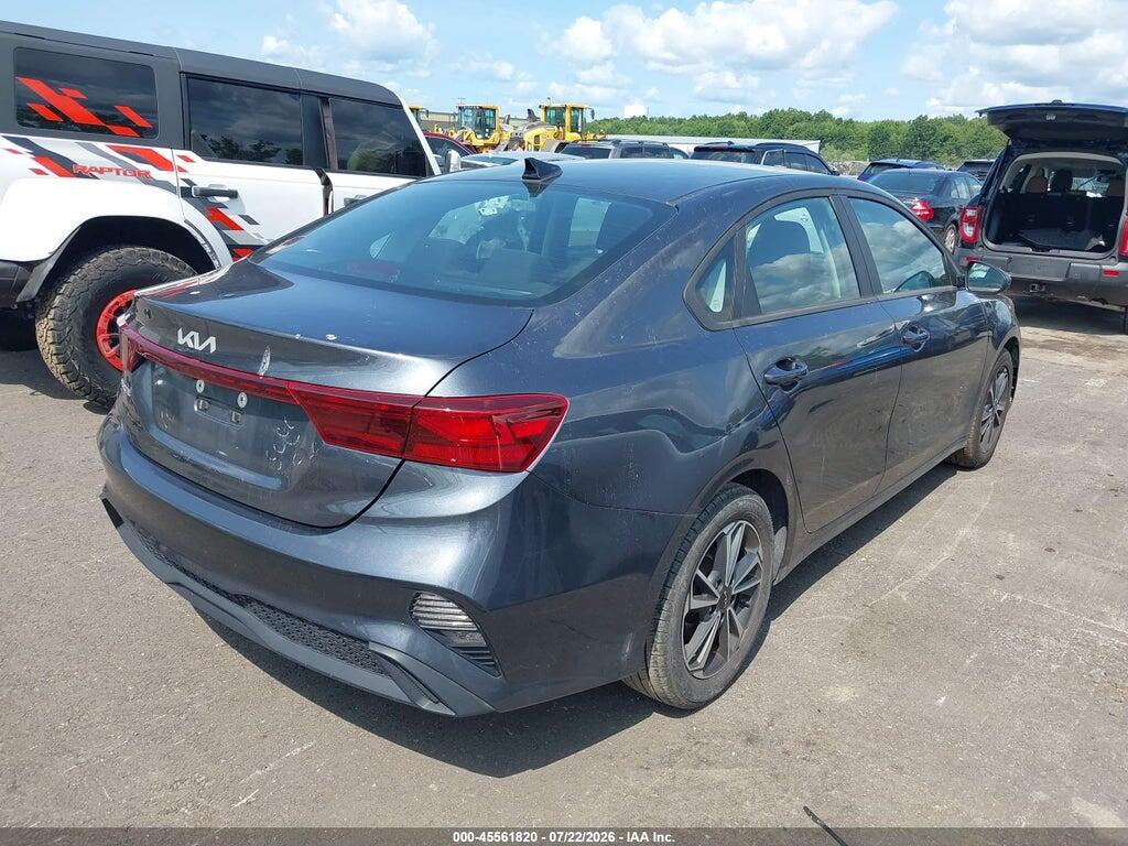 3KPF24AD6NE485420 2022 KIA FORTE photo no. 4