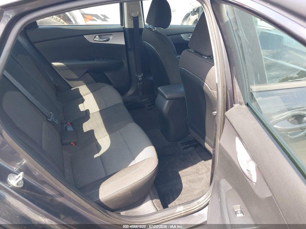3KPF24AD6NE485420 2022 KIA FORTE photo no. 8