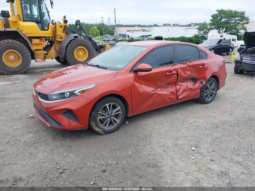 3KPF24AD3NE437664 2022 KIA FORTE photo no. 2