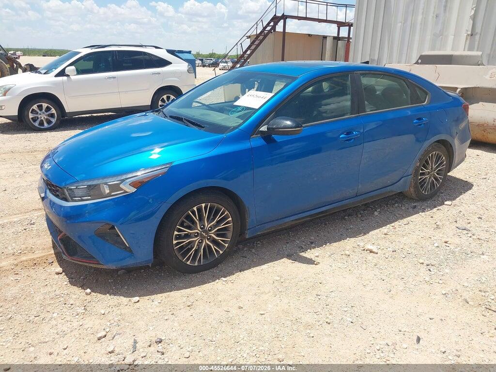 3KPF54AD8NE495065 2022 KIA FORTE photo no. 2