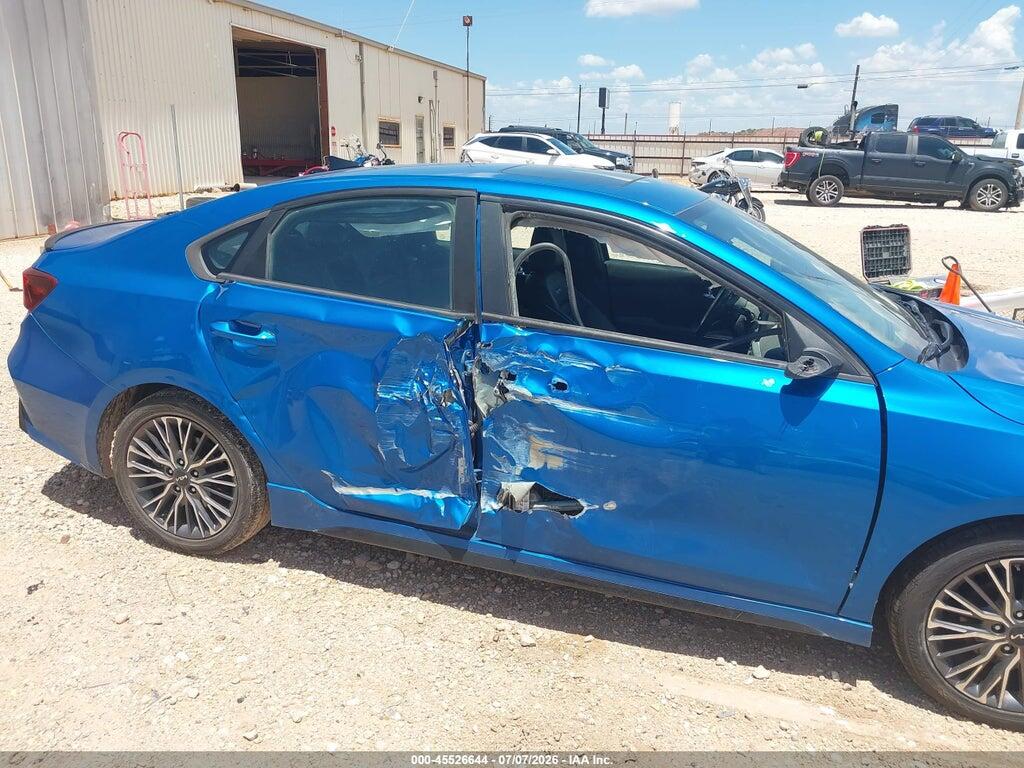 3KPF54AD8NE495065 2022 KIA FORTE photo no. 6