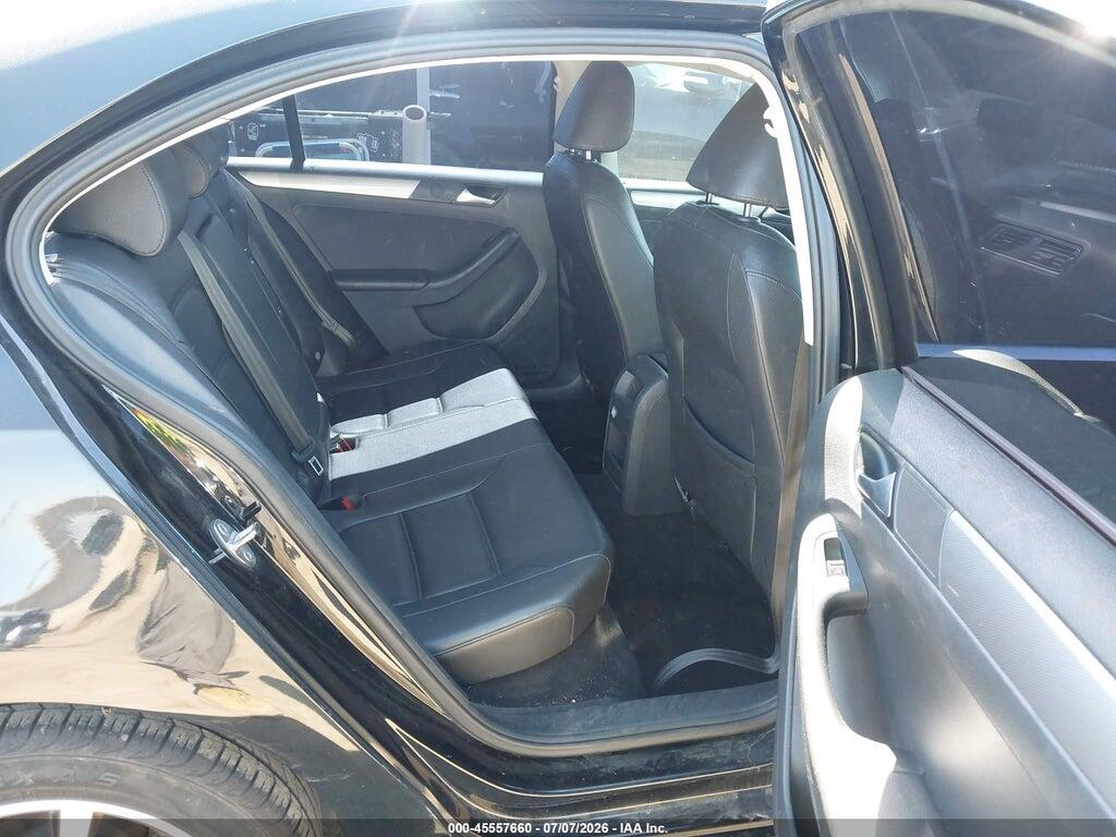 3VWDB7AJ8HM389827 2017 VOLKSWAGEN JETTA photo no. 8