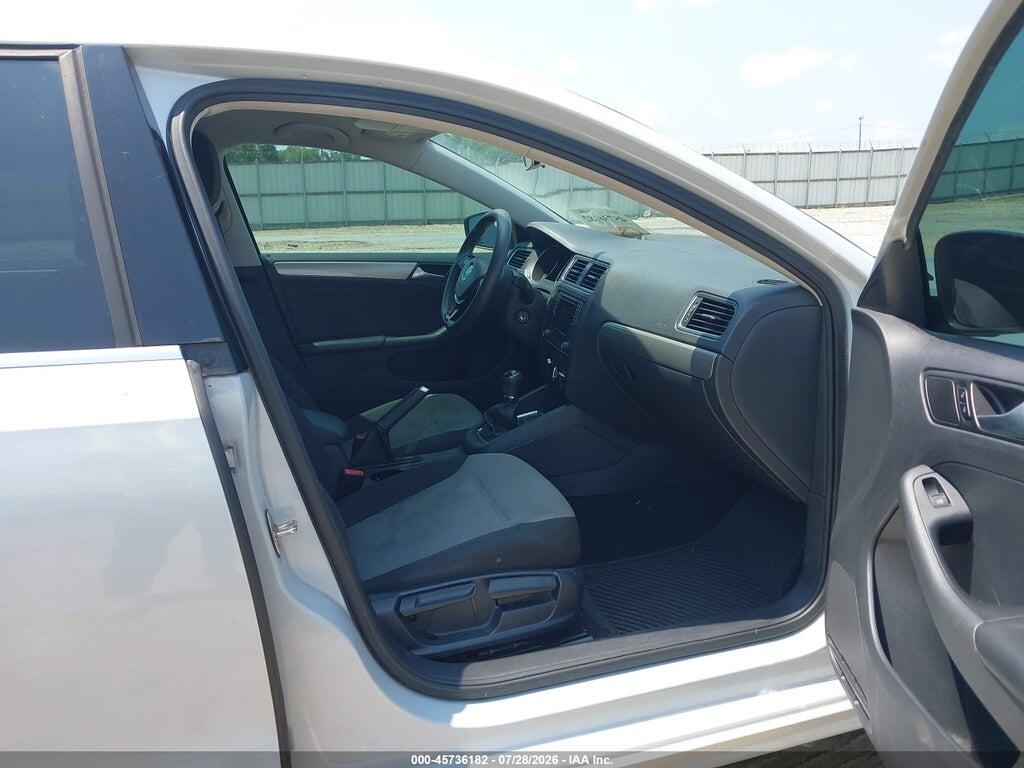 3VW167AJ8HM340263 2017 VOLKSWAGEN JETTA photo no. 5