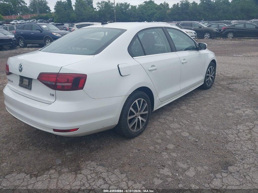 3VWDB7AJ2HM363353 2017 VOLKSWAGEN JETTA photo no. 4