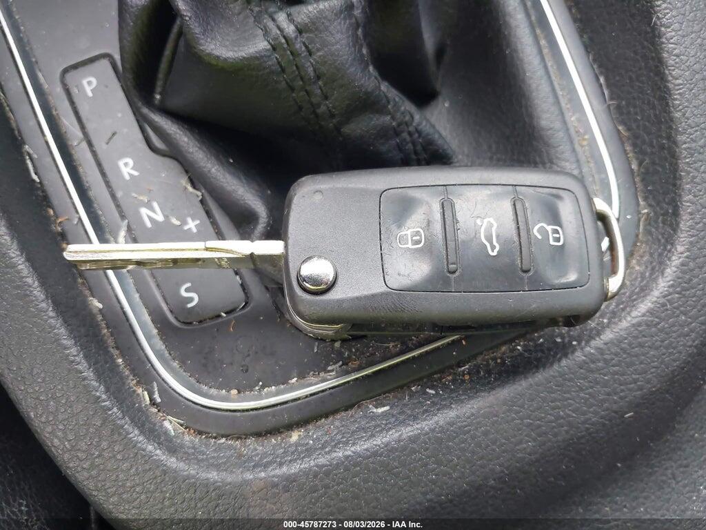 3VWDB7AJ8HM244948 2017 VOLKSWAGEN JETTA photo no. 11