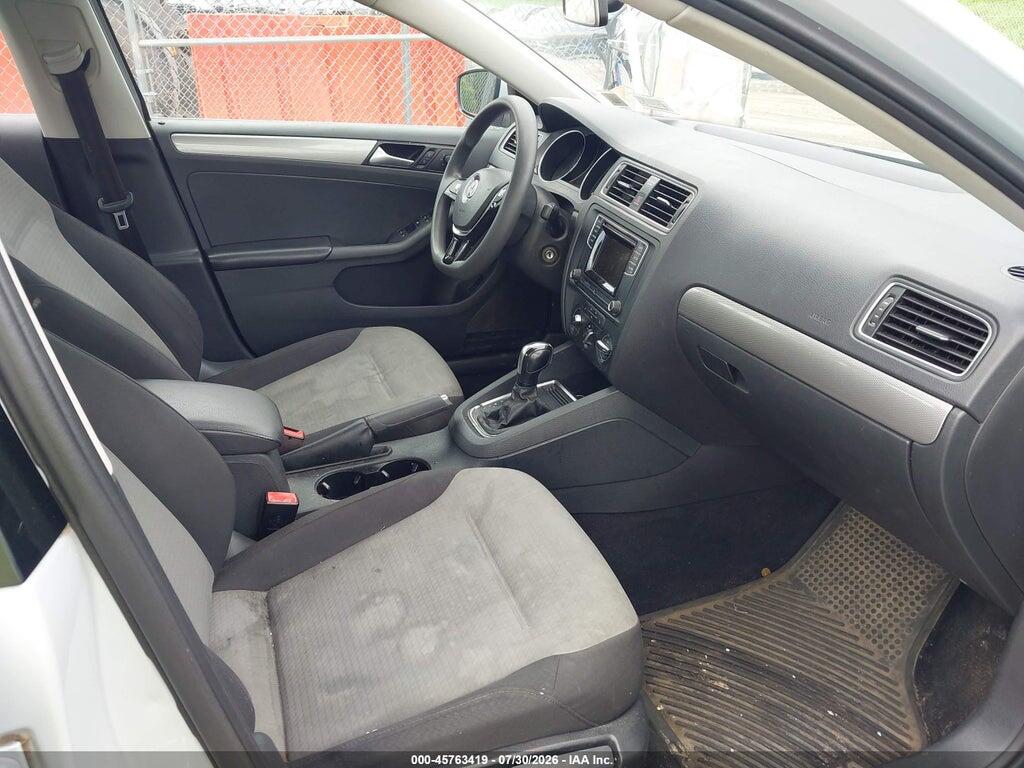 3VW2B7AJ6HM369079 2017 VOLKSWAGEN JETTA photo no. 5