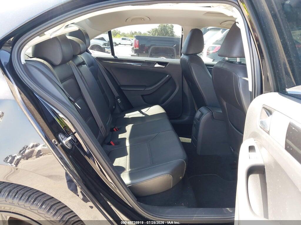 3VWL17AJ8HM275342 2017 VOLKSWAGEN JETTA photo no. 8