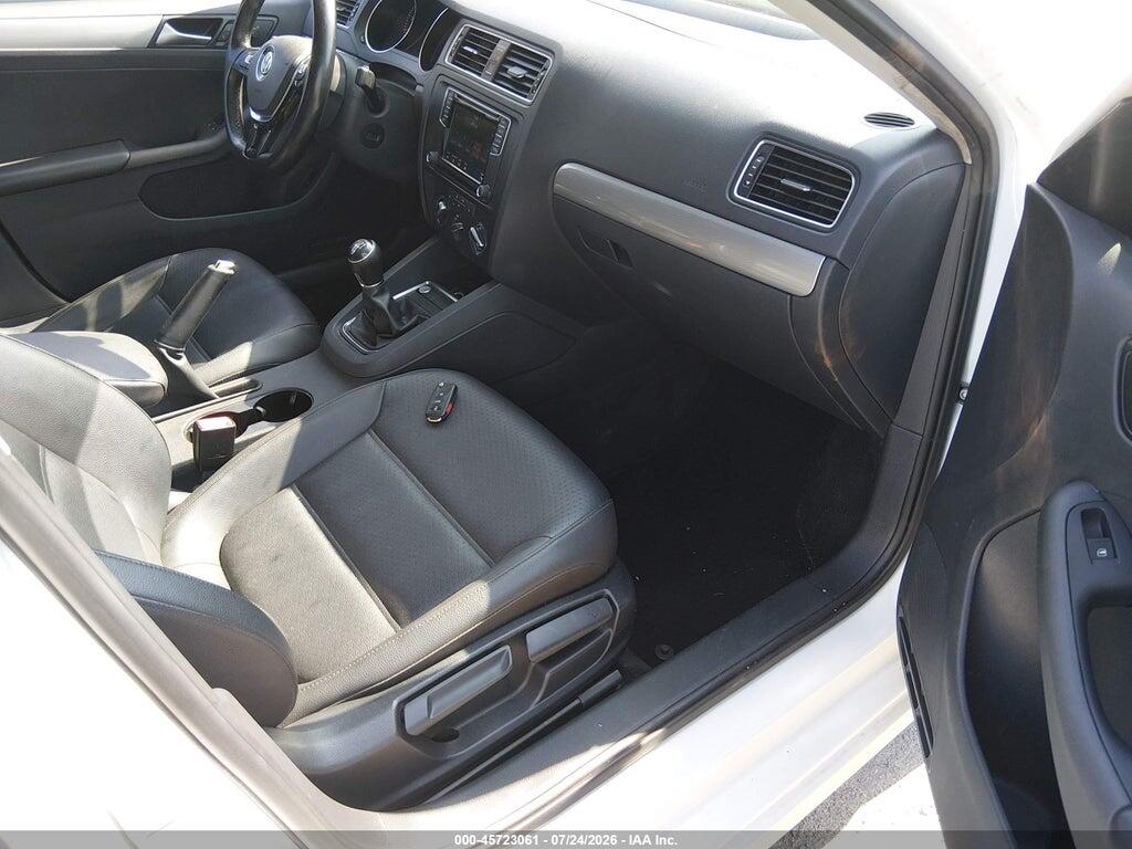 3VWB67AJ4HM311427 2017 VOLKSWAGEN JETTA photo no. 5