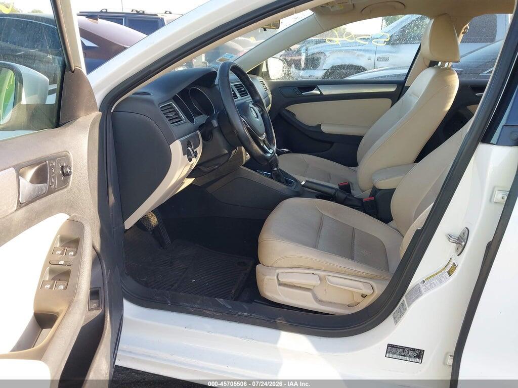 3VWDB7AJ9HM235191 2017 VOLKSWAGEN JETTA photo no. 5