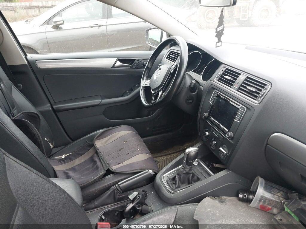 3VWDB7AJ7HM230278 2017 VOLKSWAGEN JETTA photo no. 5