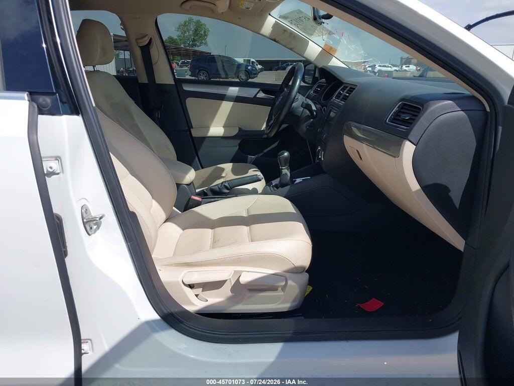 3VWB67AJ6HM294856 2017 VOLKSWAGEN JETTA photo no. 5