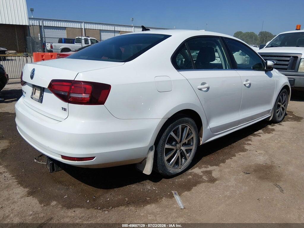 3VWDB7AJ3HM257123 2017 VOLKSWAGEN JETTA photo no. 4