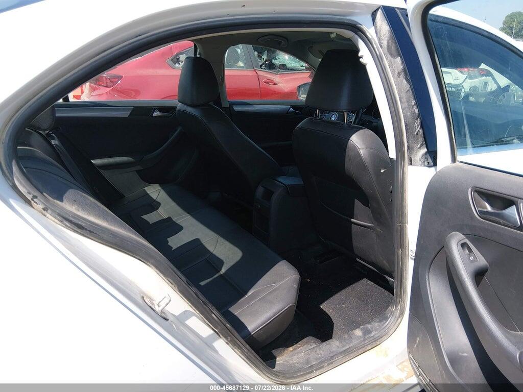 3VWDB7AJ3HM257123 2017 VOLKSWAGEN JETTA photo no. 8