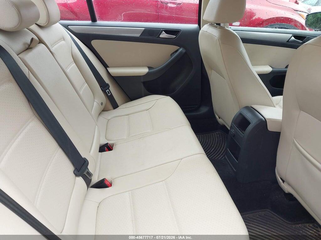 3VWDB7AJ9HM391411 2017 VOLKSWAGEN JETTA photo no. 8