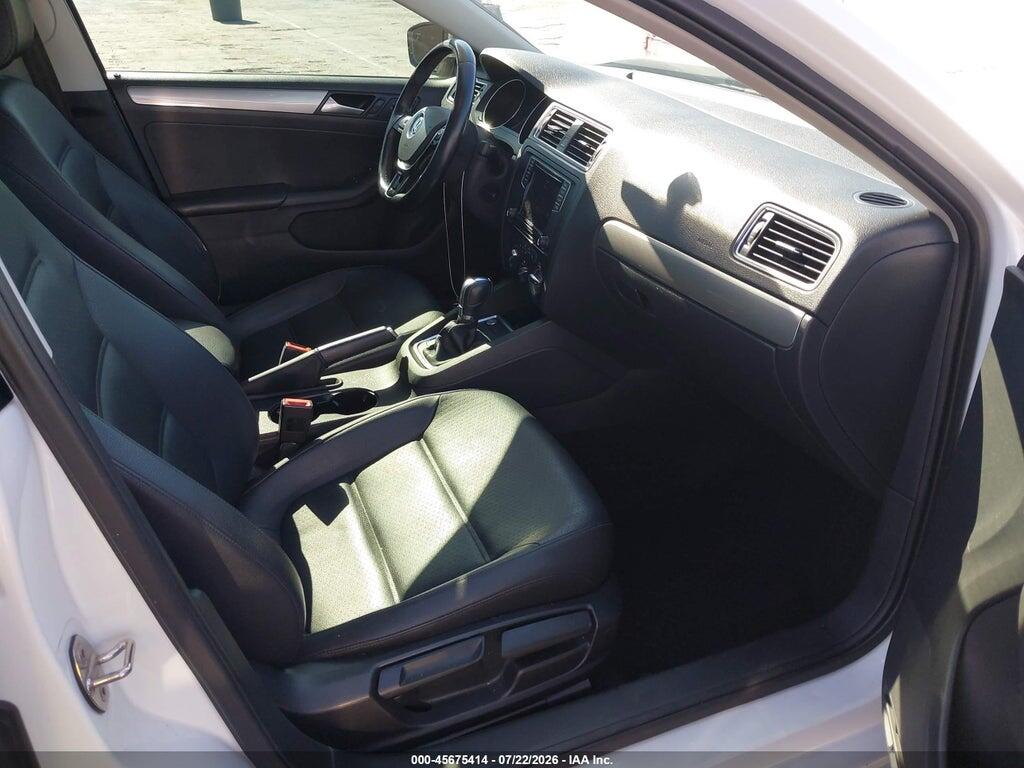 3VWDB7AJ1HM263499 2017 VOLKSWAGEN JETTA photo no. 5