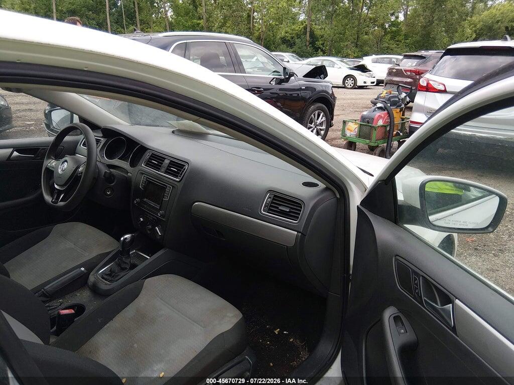 3VW2B7AJ8HM201198 2017 VOLKSWAGEN JETTA photo no. 5