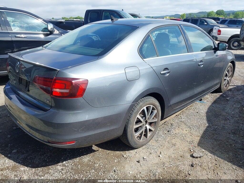 3VWDB7AJ7HM400719 2017 VOLKSWAGEN JETTA photo no. 4