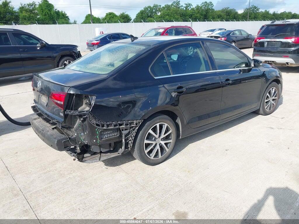 3VWDB7AJ8HM389651 2017 VOLKSWAGEN JETTA photo no. 4