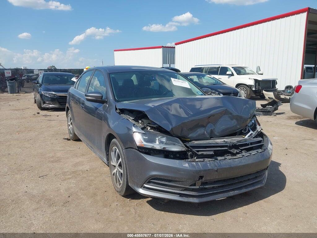 3VWDB7AJ8HM366175 2017 VOLKSWAGEN JETTA photo no. 1