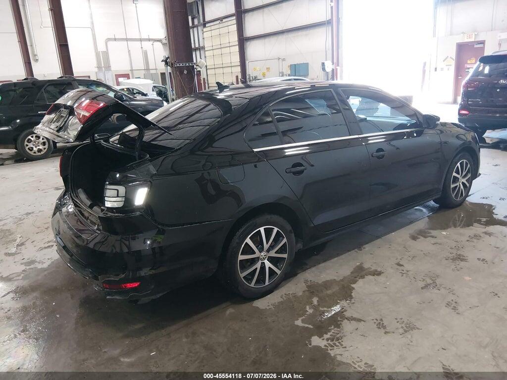 3VWDB7AJ3HM391601 2017 VOLKSWAGEN JETTA photo no. 4