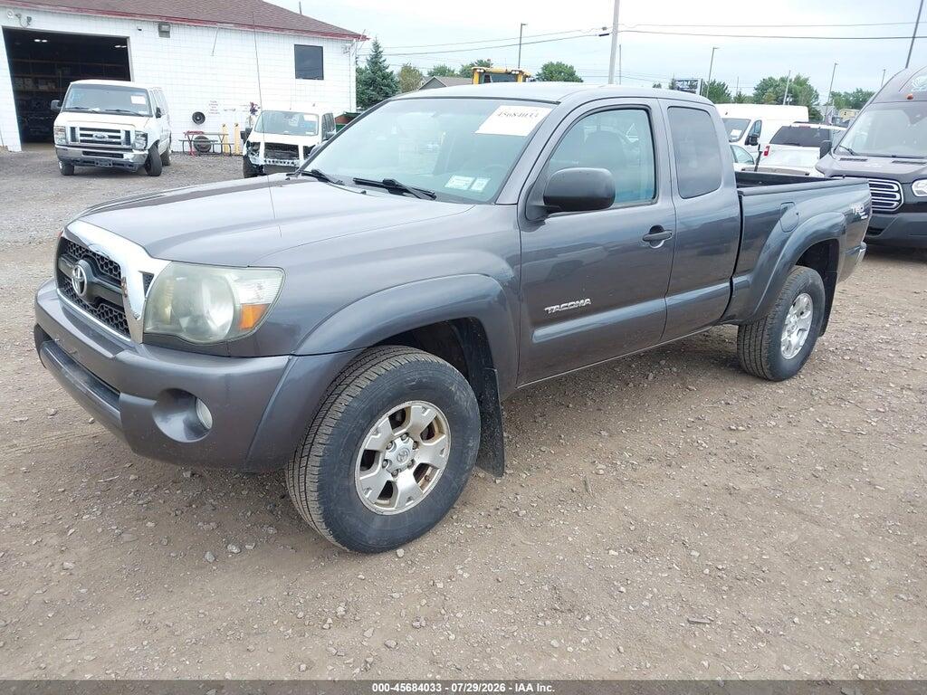 5TFUU4EN8BX006415 2011 TOYOTA TACOMA photo no. 2