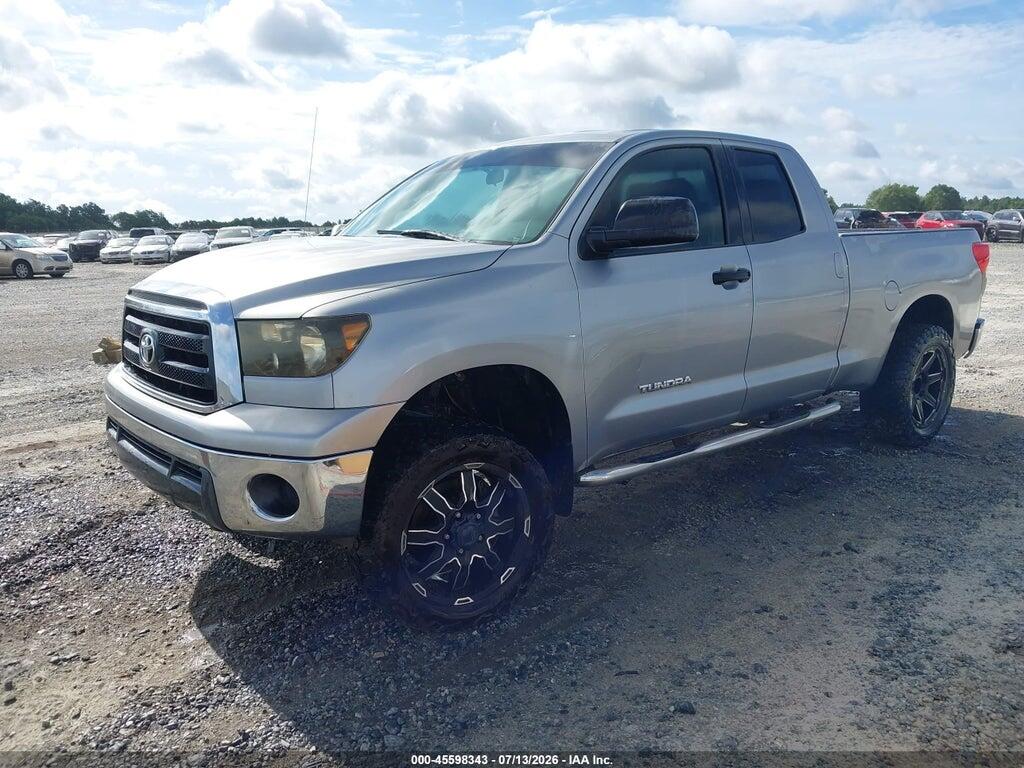 5TFUM5F17BX021117 2011 TOYOTA TUNDRA photo no. 2