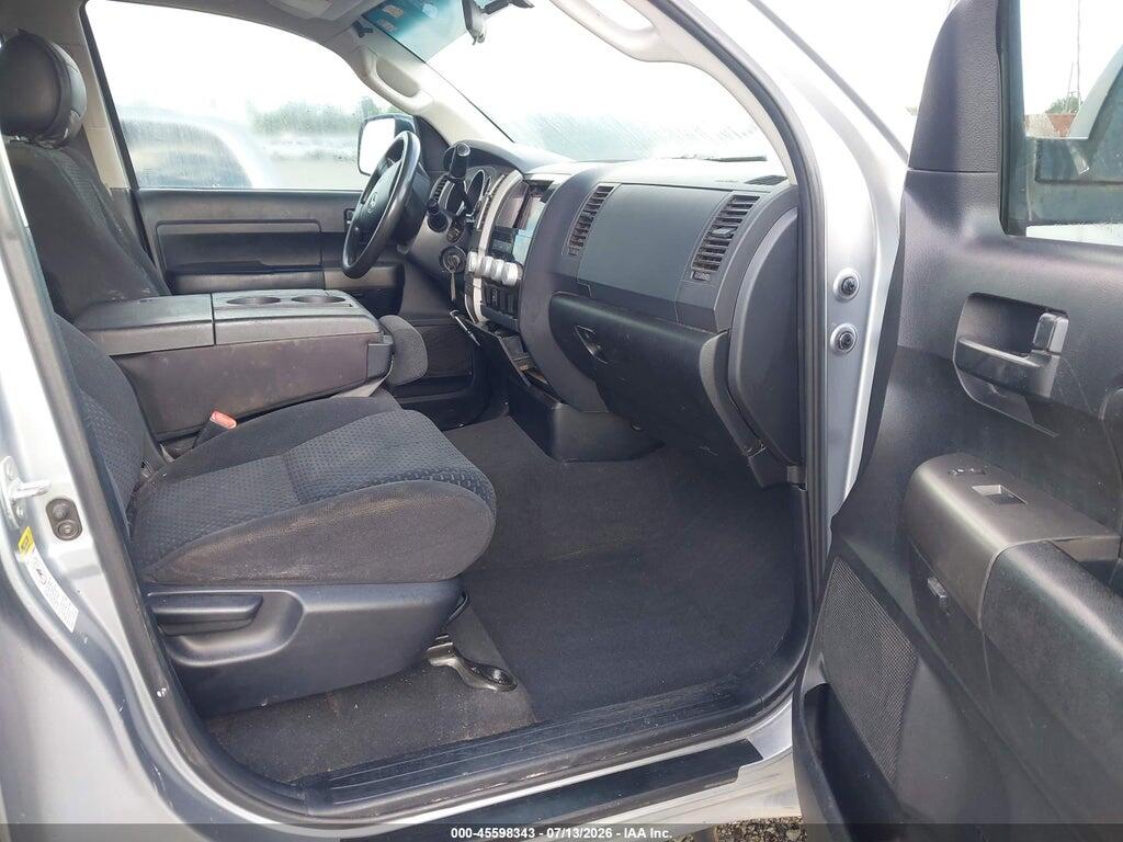 5TFUM5F17BX021117 2011 TOYOTA TUNDRA photo no. 5