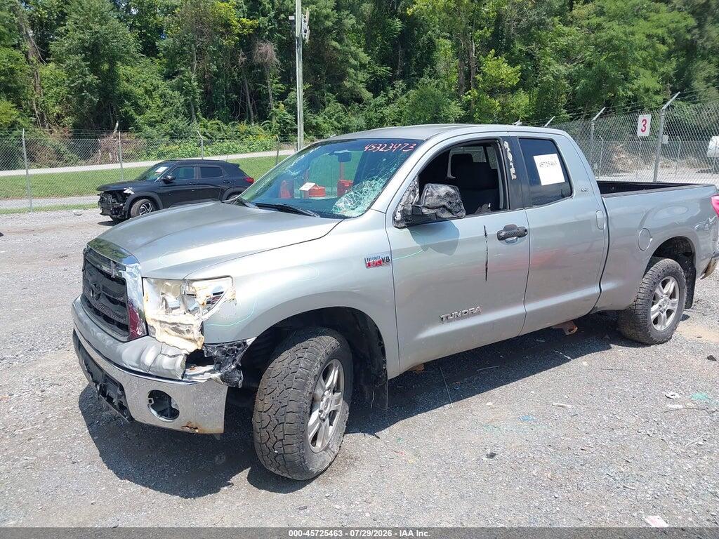 5TFUW5F16BX168555 2011 TOYOTA TUNDRA photo no. 2