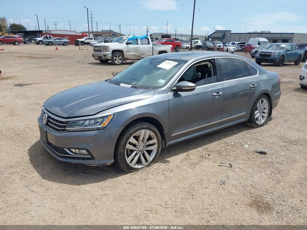 1VWCT7A38HC032899 2017 VOLKSWAGEN PASSAT photo no. 2