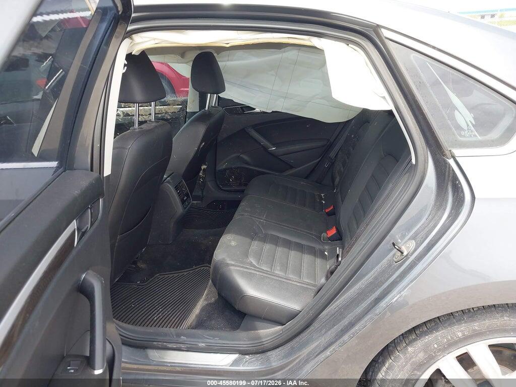 1VWCT7A38HC032899 2017 VOLKSWAGEN PASSAT photo no. 8
