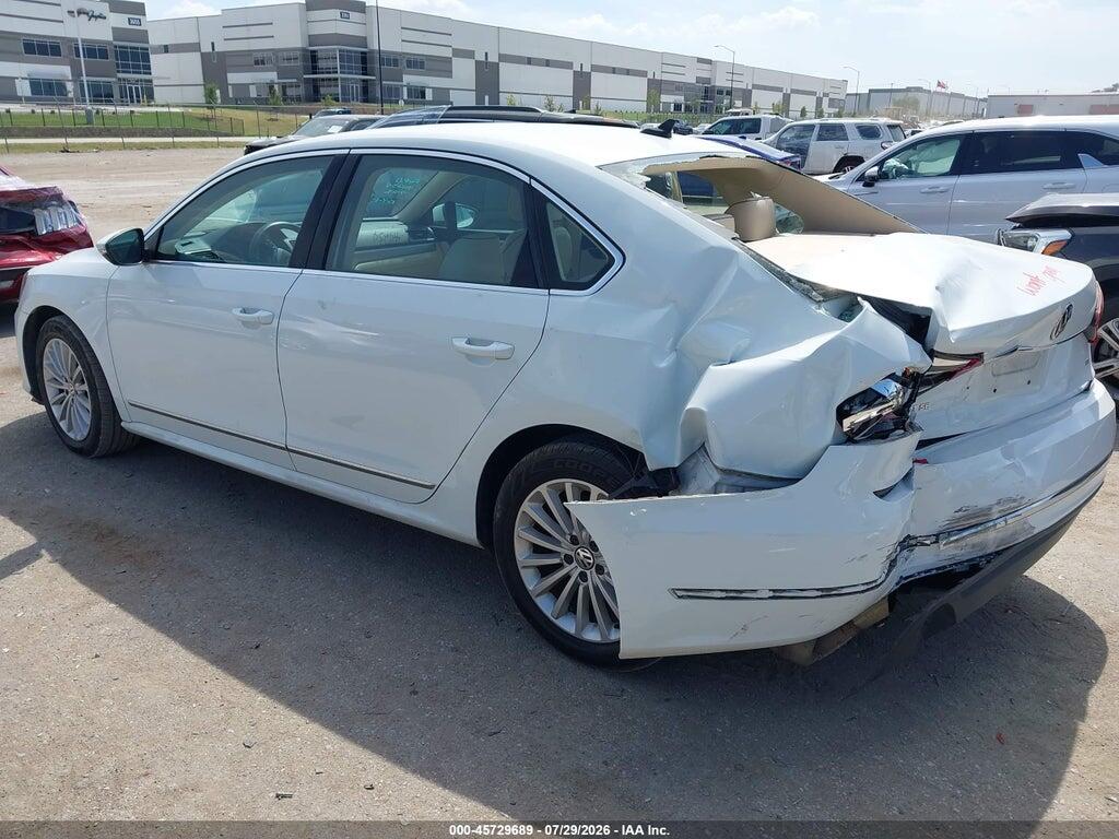 1VWBT7A32HC021005 2017 VOLKSWAGEN PASSAT photo no. 3