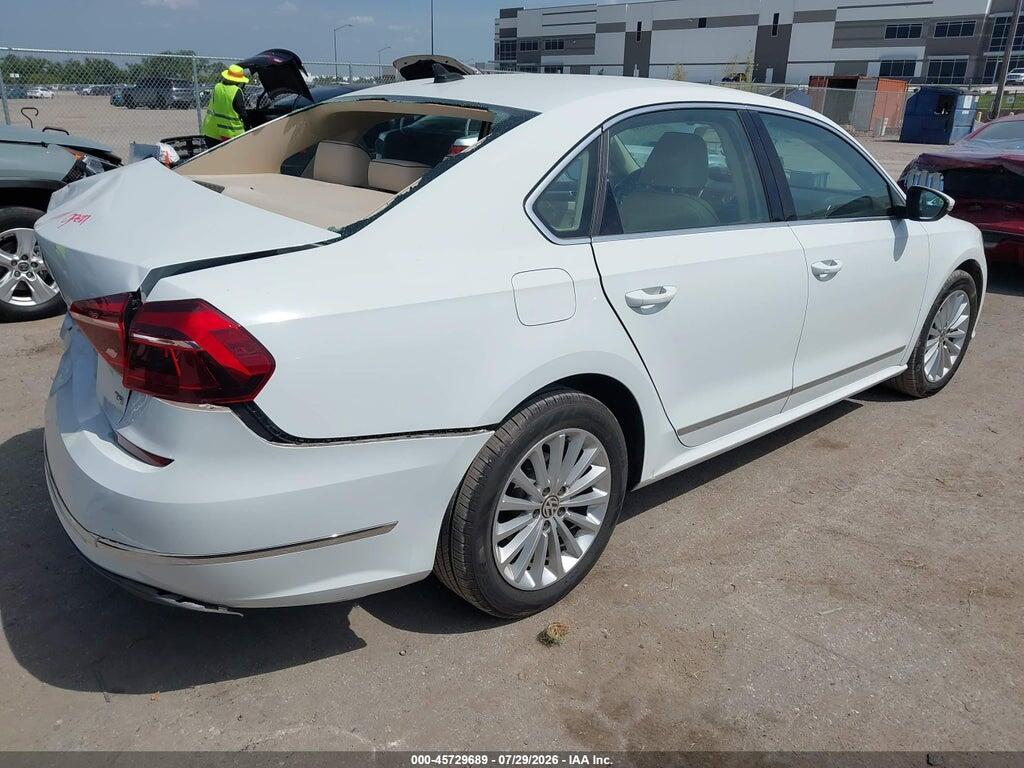 1VWBT7A32HC021005 2017 VOLKSWAGEN PASSAT photo no. 4