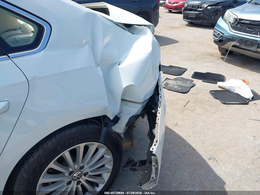 1VWBT7A32HC021005 2017 VOLKSWAGEN PASSAT photo no. 6