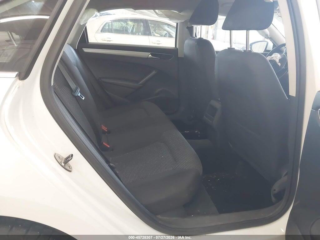 1VWAT7A37HC086251 2017 VOLKSWAGEN PASSAT photo no. 8
