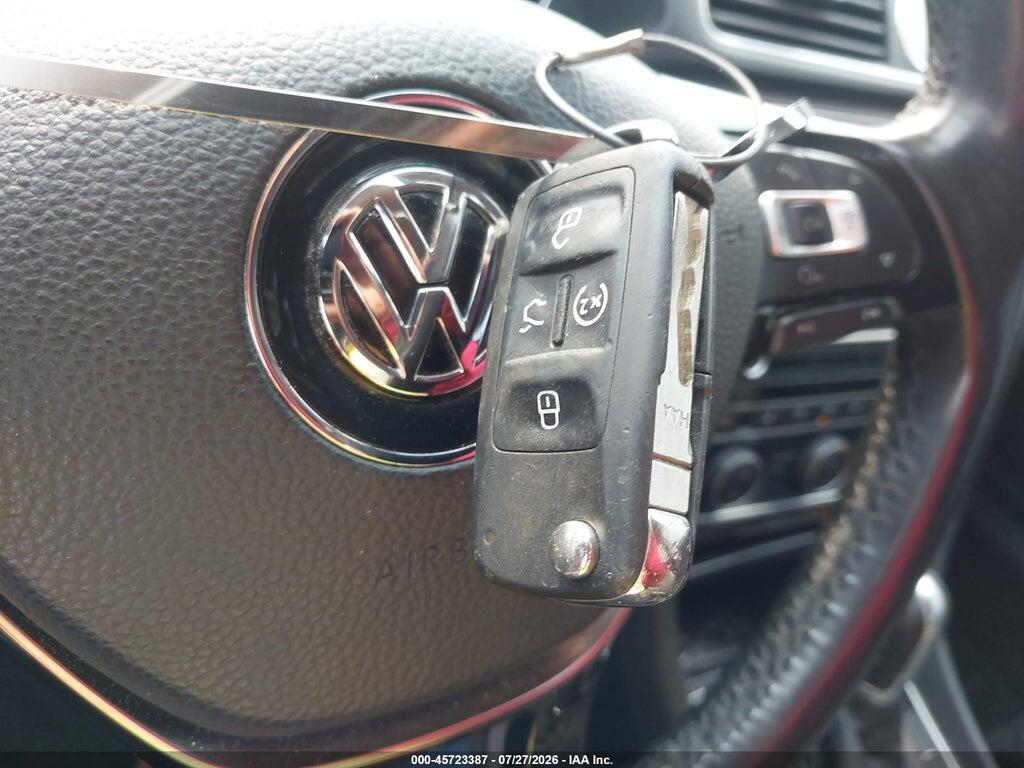 1VWCT7A38HC075011 2017 VOLKSWAGEN PASSAT photo no. 11