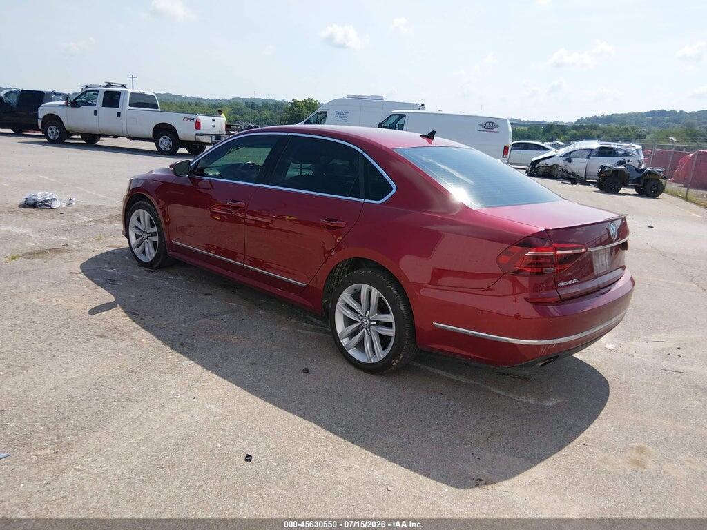 1VWCT7A33HC064823 2017 VOLKSWAGEN PASSAT photo no. 3