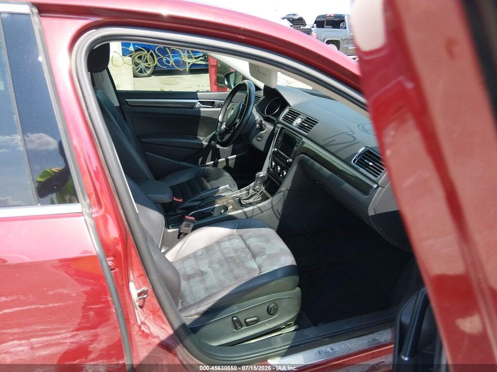 1VWCT7A33HC064823 2017 VOLKSWAGEN PASSAT photo no. 5