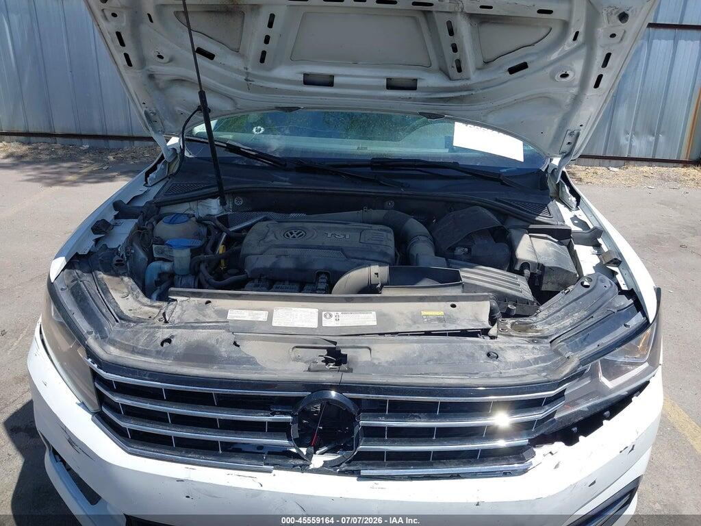 1VWAT7A36HC064676 2017 VOLKSWAGEN PASSAT photo no. 10