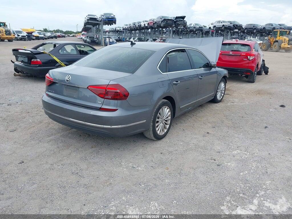 1VWBT7A33HC010904 2017 VOLKSWAGEN PASSAT photo no. 4