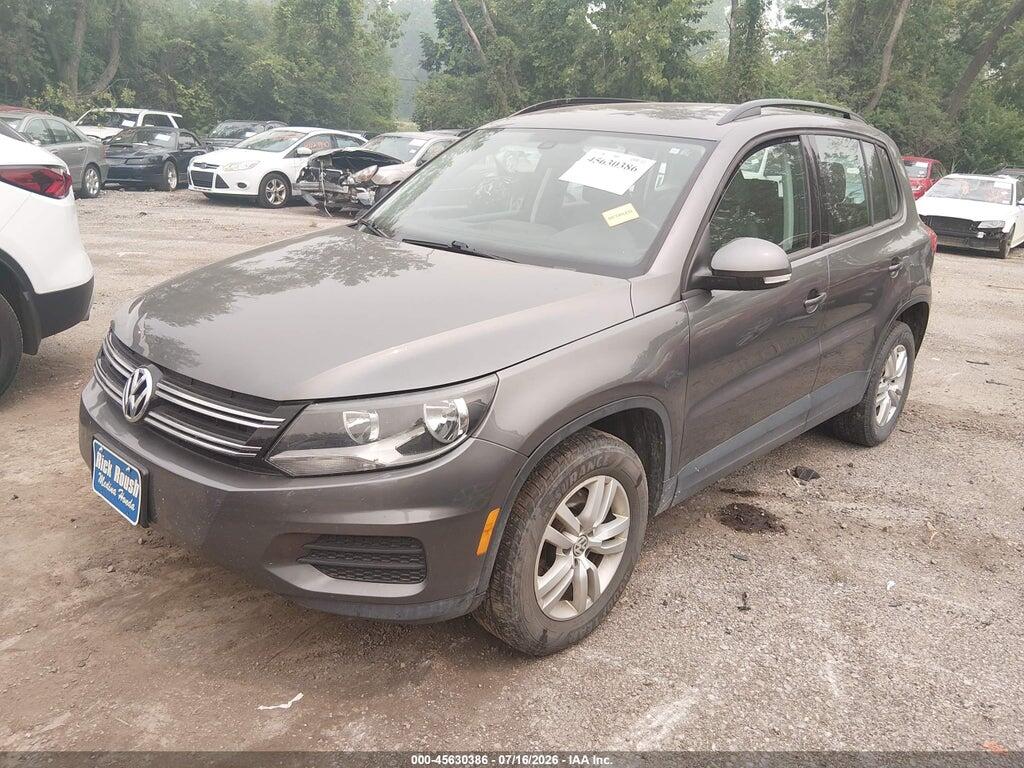 WVGBV7AX7HK019297 2017 VOLKSWAGEN TIGUAN photo no. 2