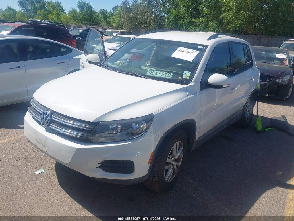 WVGAV7AX1HK009098 2017 VOLKSWAGEN TIGUAN photo no. 2
