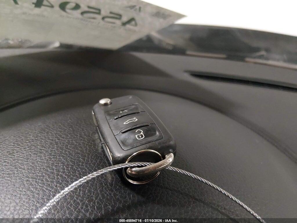 WVGAV7AX5HK050091 2017 VOLKSWAGEN TIGUAN photo no. 11