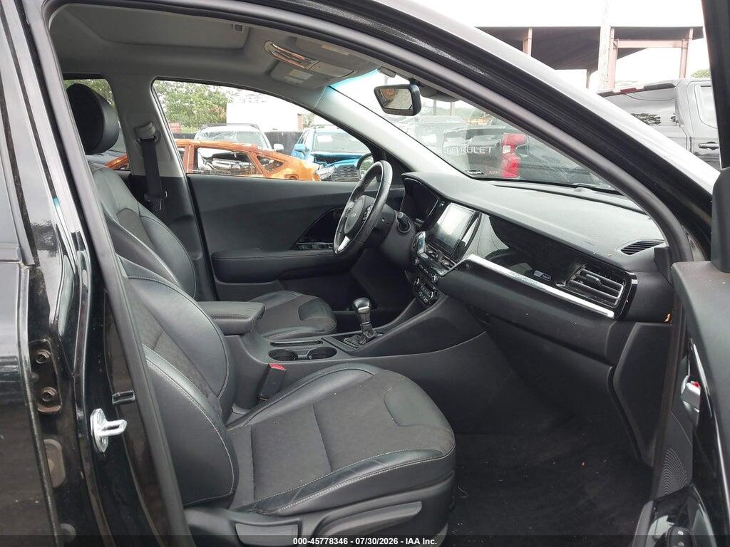 KNDCB3LC6N5549744 2022 KIA NIRO photo no. 5