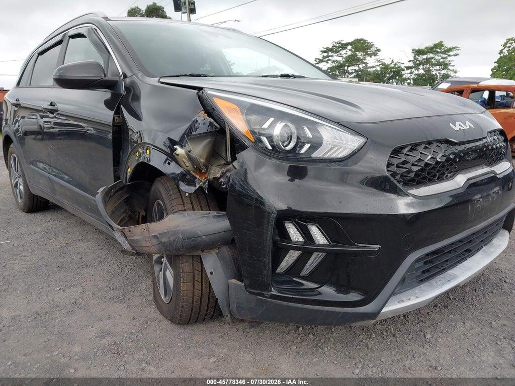 KNDCB3LC6N5549744 2022 KIA NIRO photo no. 6