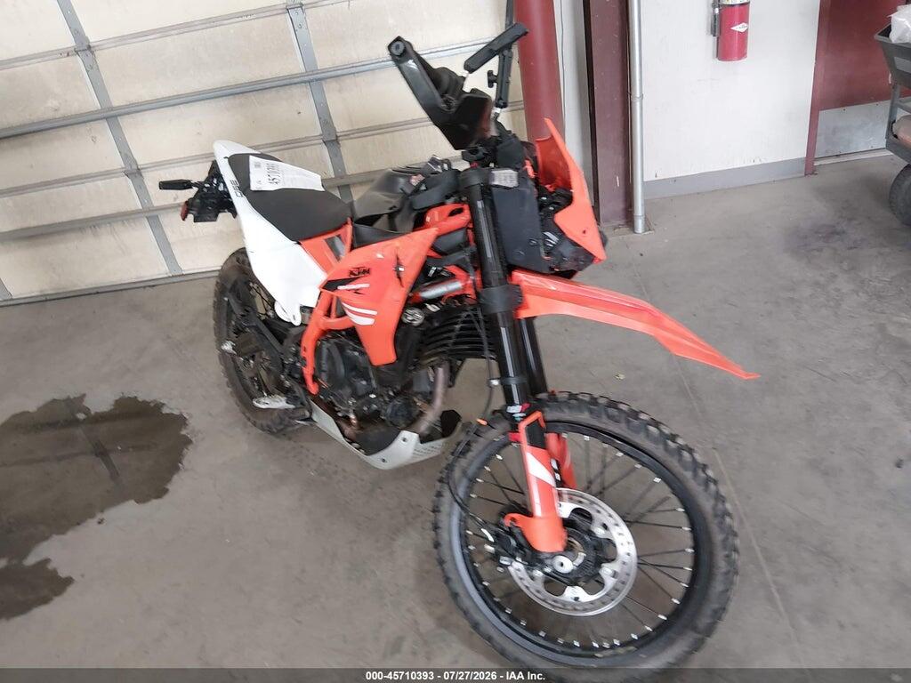 2025 KTM 390 MD2J1J408SN201209